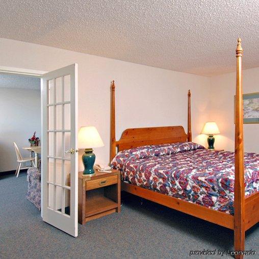 Motel 6-Pekin, Il Bilik gambar